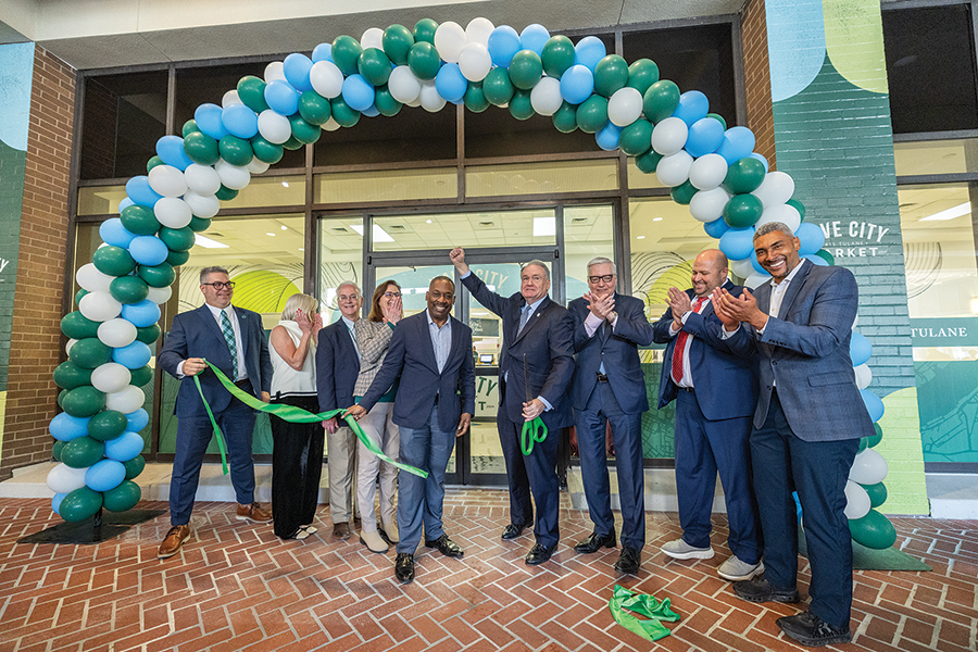Wave City Market Ribbon Cutting
