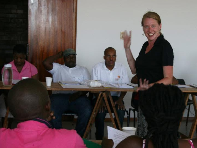 Dr. Tonya Thurman talking to a group of people in a classroom